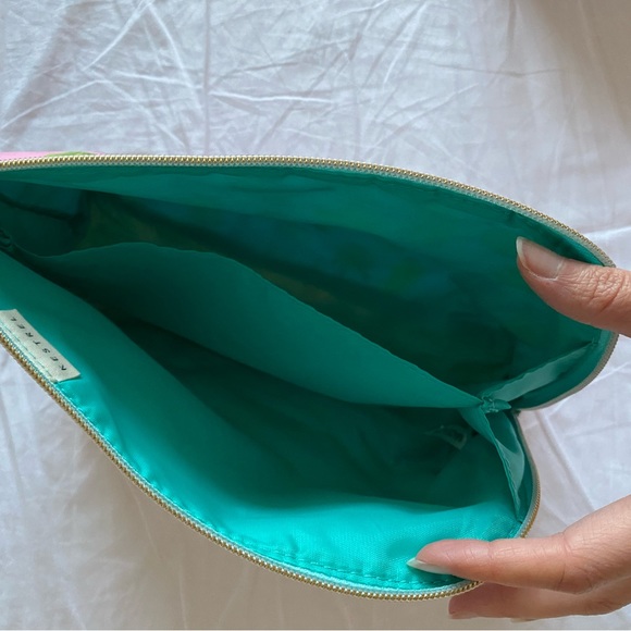 Kestrel Cacti Succulent Makeup Cosmetic bag pouch Case Gold Logo Green Pink NWT - Picture 7 of 9